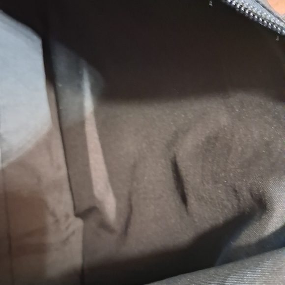 Gucci Brown Monogram Shoulder Bag - Picture 12 of 15